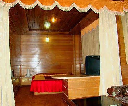 מנאלי Chandermukhi Hotel מראה חיצוני תמונה