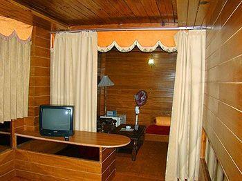 מנאלי Chandermukhi Hotel מראה חיצוני תמונה